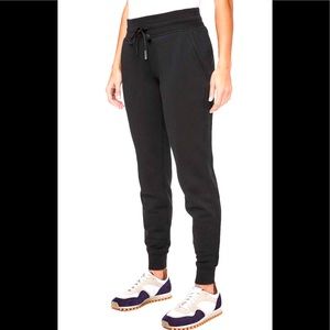 Lululemon warm down jogger II